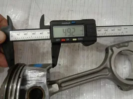 Renault Clio V Piston with connecting rod 1.0