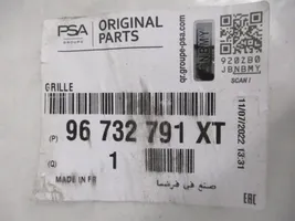 Citroen DS5 Griglia superiore del radiatore paraurti anteriore 96732791XT