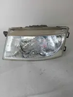 Mitsubishi Space Wagon Lampa przednia 11087093