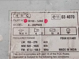 Hyundai i20 (PB PBT) Unité principale radio / CD / DVD / GPS 961001J202
