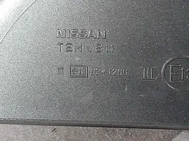 Nissan Tiida C11 Elektryczne lusterko boczne drzwi przednich 031206