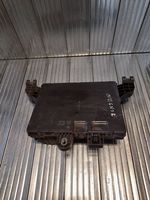 Opel Vectra C Module de fusibles 1327732103