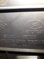 Hyundai H-1, Starex, Satellite Garniture de panneau carte de porte avant 823314H000