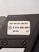 Mercedes-Benz Vaneo W414 Polttoainetankin korkin lukon moottori A4148000051