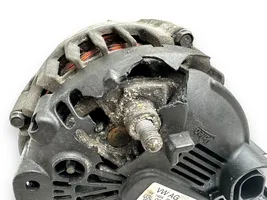 Volkswagen PASSAT B8 Generatore/alternatore 03L903023L