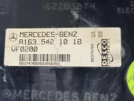 Mercedes-Benz ML W163 Etuistuimen valo A1635421018