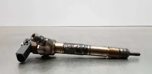 Skoda Rapid (NH) Injecteur de carburant 04L130277AD