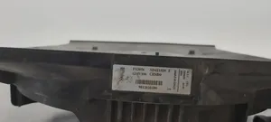 Citroen C-Elysée Elektryczny wentylator chłodnicy 9812028580