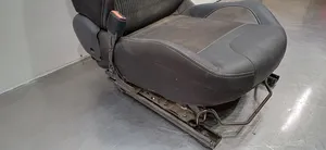 Peugeot 2008 II Asiento delantero del conductor 1608106680