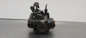 Volkswagen Caddy Pompa ad alta pressione dell’impianto di iniezione 03L130755AH