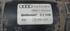 Audi Q7 4M Pneumatinės (oro) pakabos kompresorius 4L0698007A