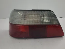 Peugeot 605 Lampa tylna 635076