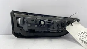 Opel Astra K Luci posteriori del portellone del bagagliaio 39098789