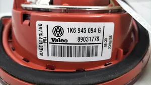 Volkswagen Golf V Takaluukun takavalot 1K6945094K