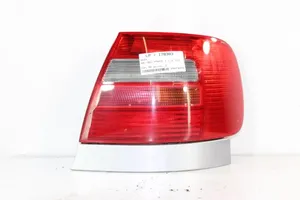 Audi A4 S4 B5 8D Lampa tylna 8D0945112D