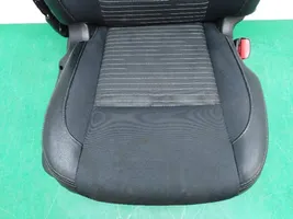 Renault Latitude (L70) Fotel przedni pasażera 