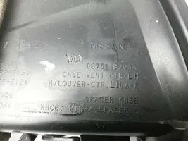 Nissan e-NV200 Dysze / Kratki środkowego nawiewu deski rozdzielczej 687516J04A