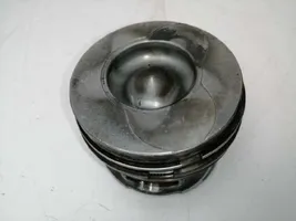 Nissan Kubistar Piston avec bielle 