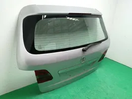 Mercedes-Benz B W245 Takaluukun/tavaratilan kansi A1697400305