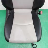 Mercedes-Benz CLC CL203 Asiento delantero del pasajero 