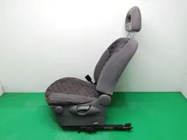 Nissan Terrano Fotel przedni kierowcy 