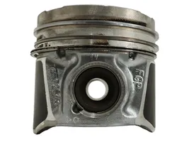 Fiat Panda III Piston avec bielle 