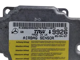 Mercedes-Benz B W245 Unidad de control/módulo del Airbag A1698209926