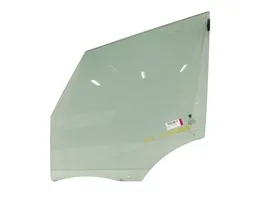 Fiat 500L Front door window glass four-door 