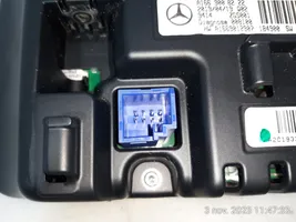 Mercedes-Benz GLA W156 Écran / affichage / petit écran A1669008222