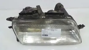 Peugeot 605 Lampa przednia 620595