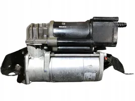 Mercedes-Benz C W205 Ilmajousituksen kompressoripumppu 2053200104