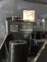 Mercedes-Benz S W223 Boîte à fusibles 2235407344