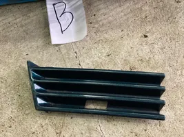 Mercedes-Benz E W210 Grille antibrouillard avant A2108800005