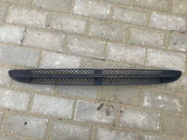 Mercedes-Benz S W220 Grille calandre supérieure de pare-chocs avant A2208850923