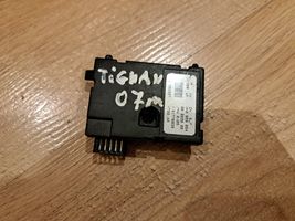 Volkswagen Tiguan Czujnik kąta skrętu 1K0959654