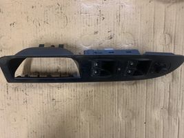 Volkswagen PASSAT B6 Rivestimento pulsantiera finestrino della portiera anteriore 3C1867171B