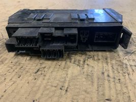 Nissan Navara D40 Fuse module 7154722330