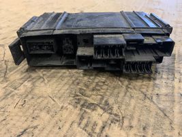 Nissan Navara D40 Module de fusibles 7154722330