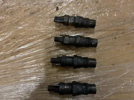 Volkswagen Transporter - Caravelle T4 Fuel injectors set 068130202