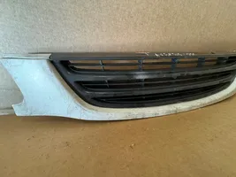 Toyota Avensis Verso Grille calandre supérieure de pare-chocs avant 5311105030