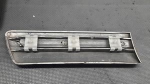 Mercedes-Benz E W210 Rivestimento parafango (modanatura) A2106900282