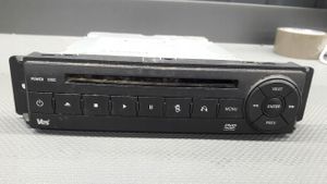 Chrysler Voyager Panel / Radioodtwarzacz CD/DVD/GPS P05064063AE