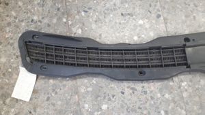 Mercedes-Benz E W210 Grille calandre de capot A2108800705