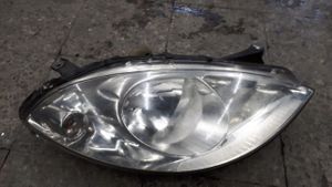 Mercedes-Benz A W169 Lampa przednia 0301197202