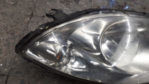 Mercedes-Benz A W169 Lampa przednia 0301197202