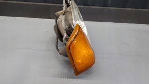 Volkswagen Jetta I Faro delantero/faro principal 302122932