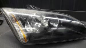 Ford Focus Lampa przednia 