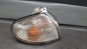 Hyundai Lantra II Front indicator light 92302290