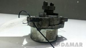 Opel Corsa C Vacuum pump 72902400E