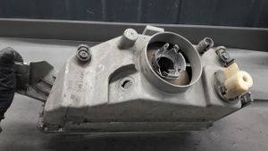 Fiat Punto (176) Lampa przednia 